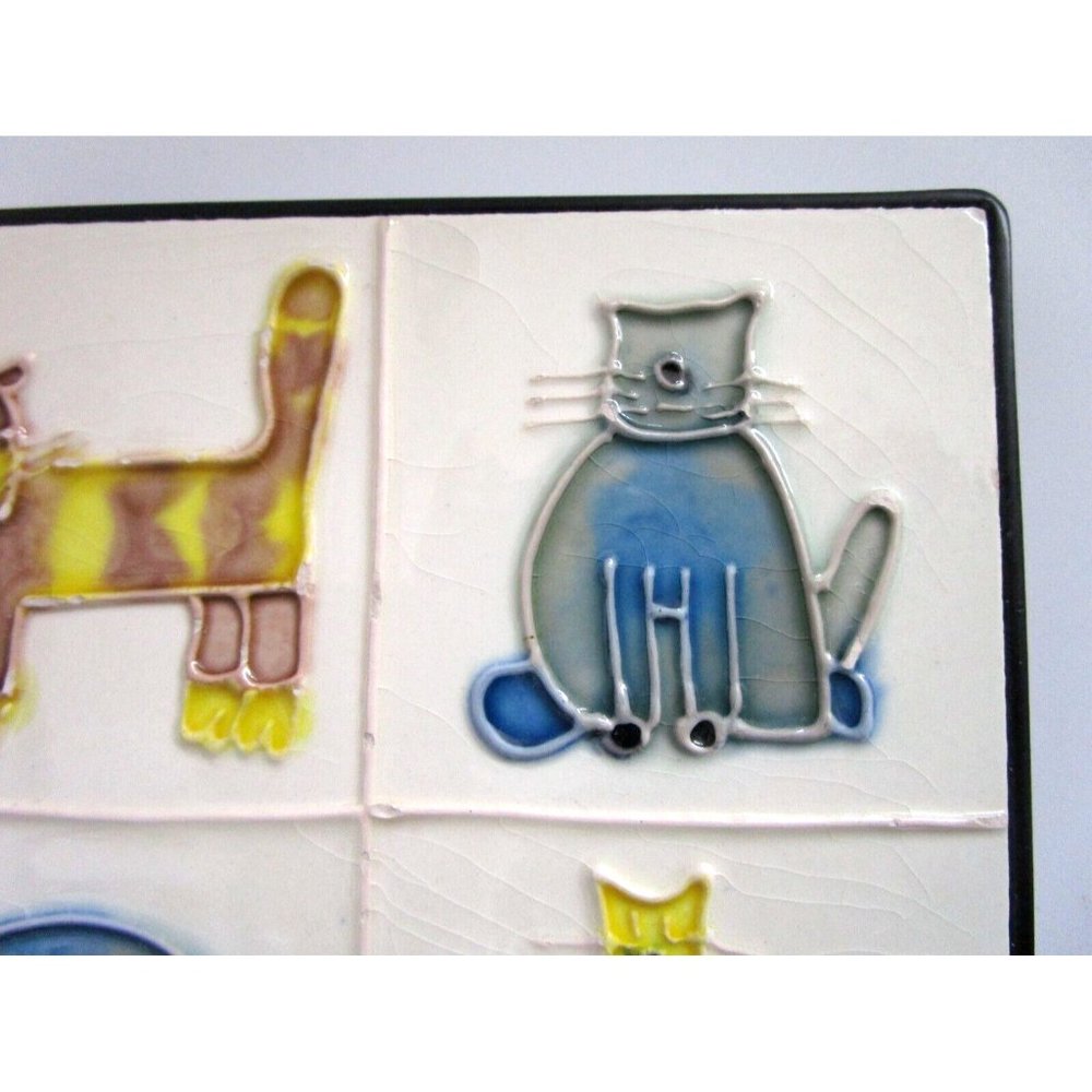 Ceramic Tile Art - Four Cats/Kitties Wall Hanger with Hook - Kingdom Wall Signed - Picture 6 of 11